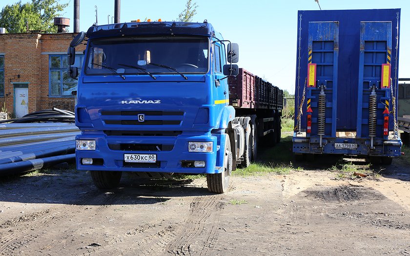 Компания  «Газпром газораспределение Псков» обновила автопарк спецтехники